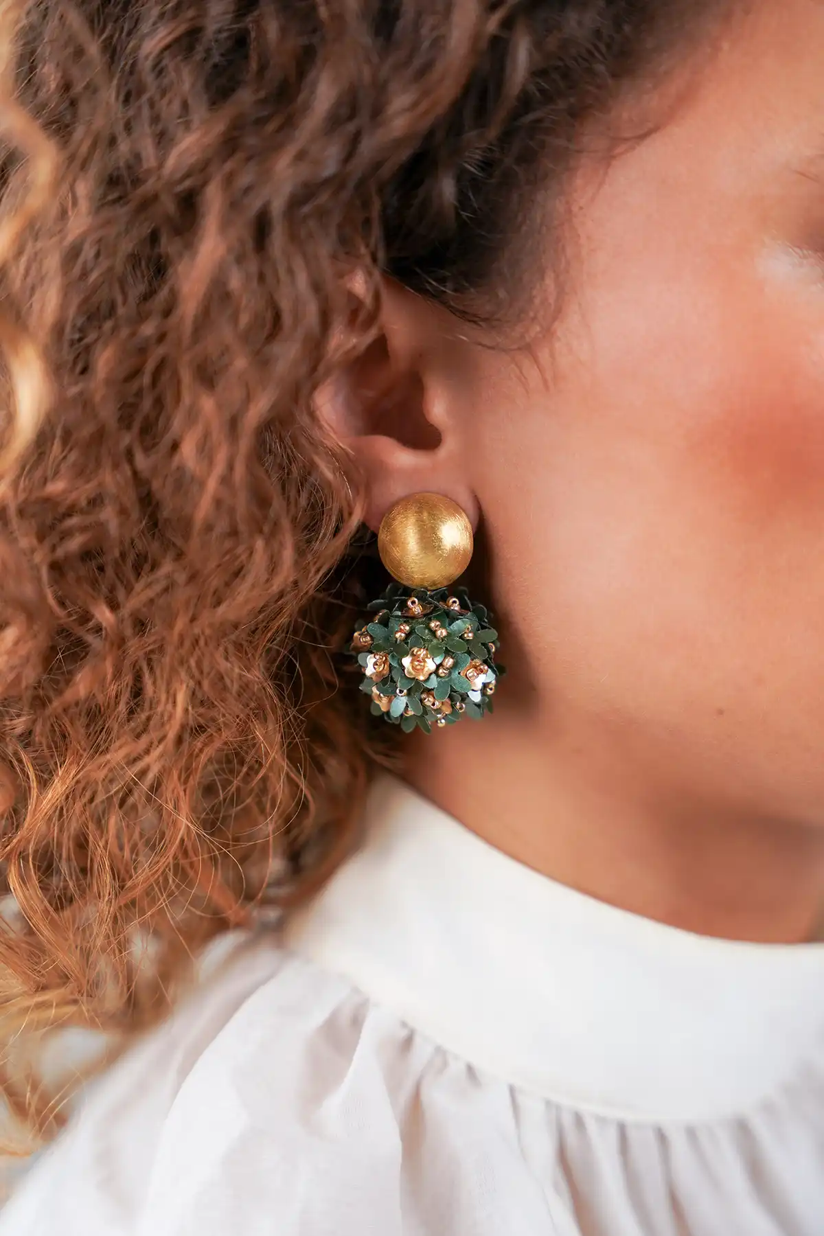 Green Flower Sequin Earrings Daisy Globe M