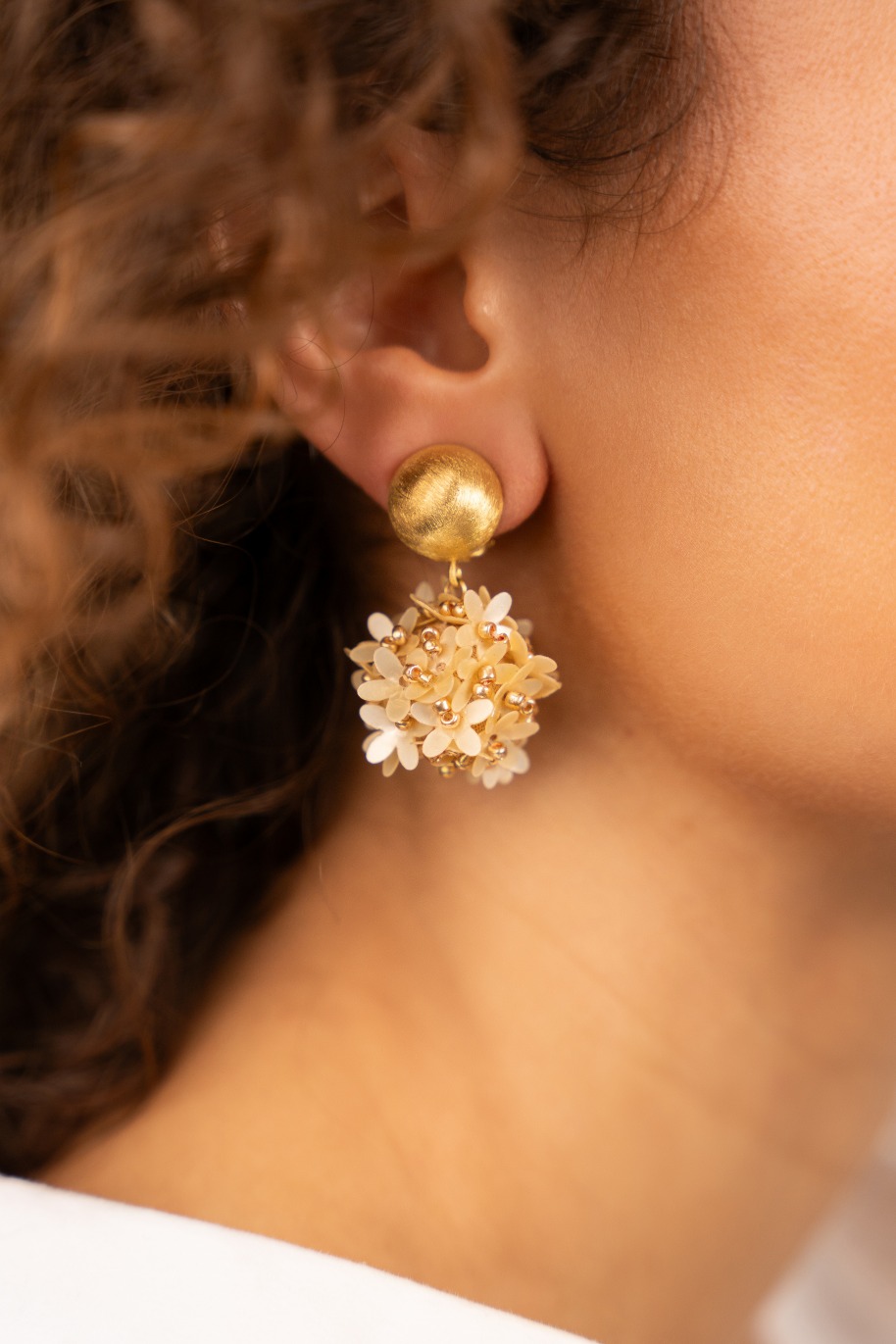 Champagne Earrings Daisy Globe S Flower Clip
