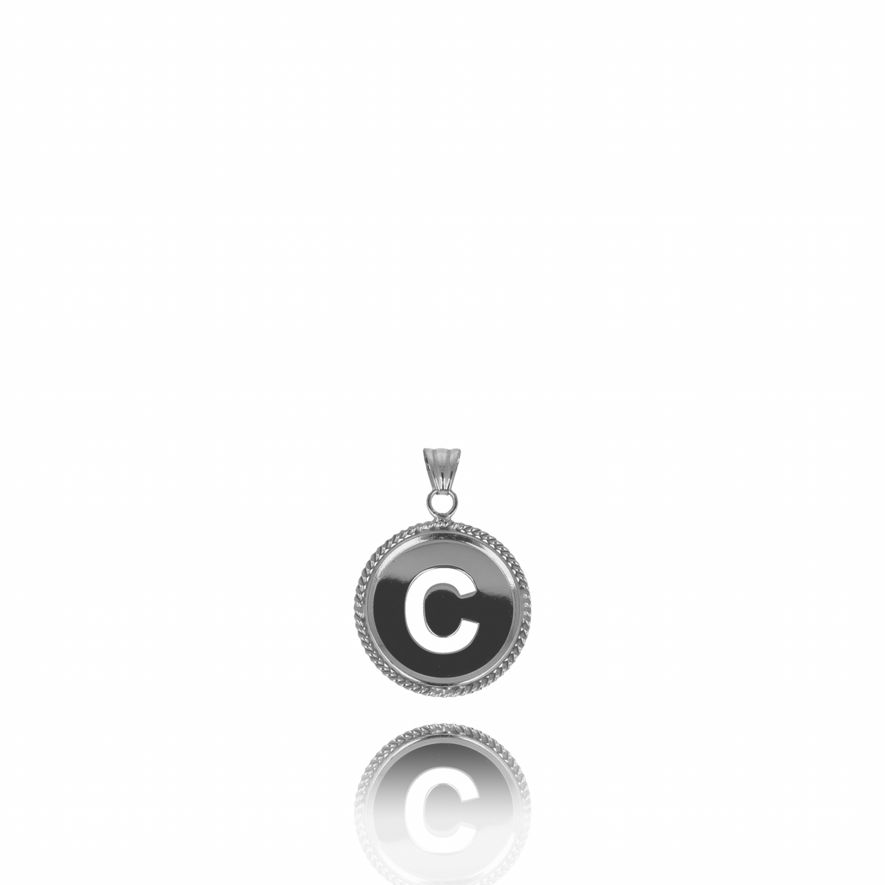 Zilveren Initial Medallion pendantlott-theme.productDescriptionPage.SEO.byTheBrand