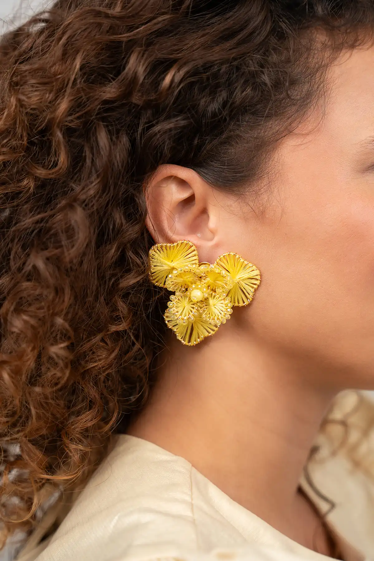 Lemon Earrings Aster Flower L  lott-theme.productDescriptionPage.SEO.byTheBrand