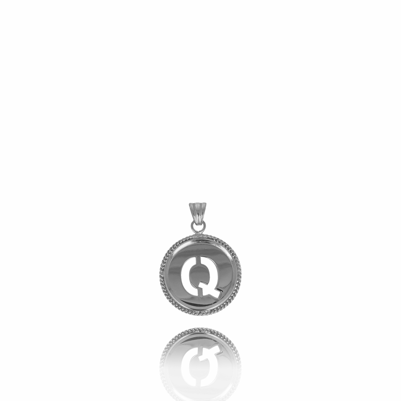 Zilveren Initial Medallion pendantlott-theme.productDescriptionPage.SEO.byTheBrand