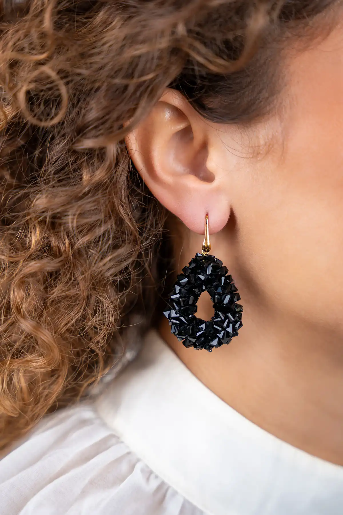 Black Earrings Marieke Drop S Raw