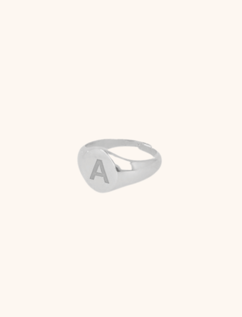 Zilveren Ring Initial Seal