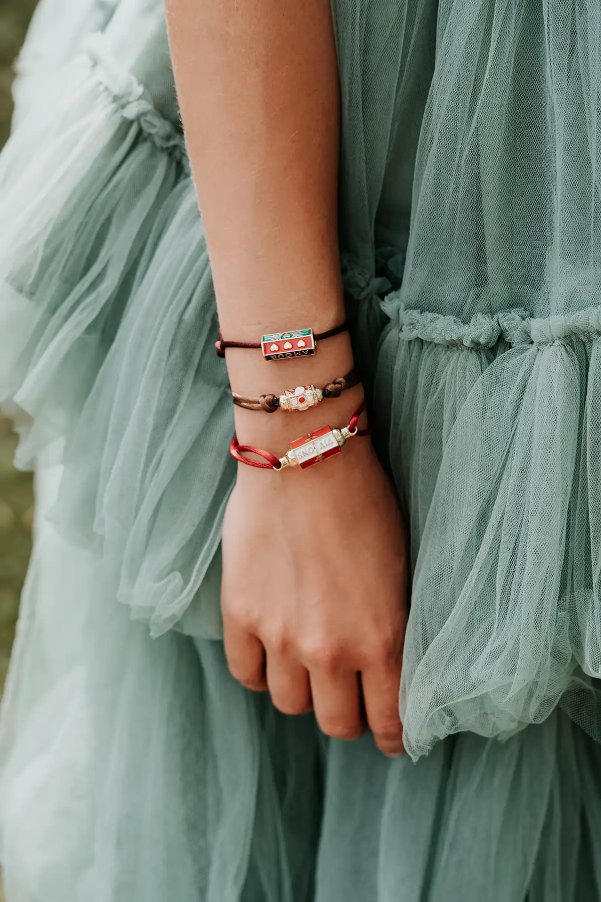 Armband Satin Amour Charm - Rood/Groen/Blauwlott-theme.productDescriptionPage.SEO.byTheBrand